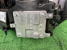 Load image into Gallery viewer, Frontscheinwerfer BMW 4 G22 G82 G23 G83 G26 5A19352 LED Rechts Headlight SCH4430811024go