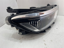 Laden Sie das Bild in den Galerie-Viewer, Frontscheinwerfer VW Passat B8 3G1941082 Rechts Scheinwerfer Headlight