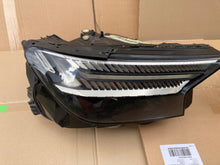 Laden Sie das Bild in den Galerie-Viewer, Frontscheinwerfer Audi E-Tron AUDI89A941036 LED Ein Satz Scheinwerfer Headlight
