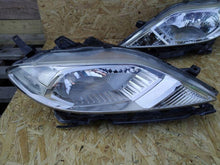 Laden Sie das Bild in den Galerie-Viewer, Frontscheinwerfer Honda Fr-V Ein Stück (Rechts oder Links) Headlight