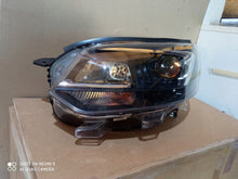 Laden Sie das Bild in den Galerie-Viewer, Frontscheinwerfer Opel Zafira Vivaro C 9832837680 Xenon Rechts oder Links