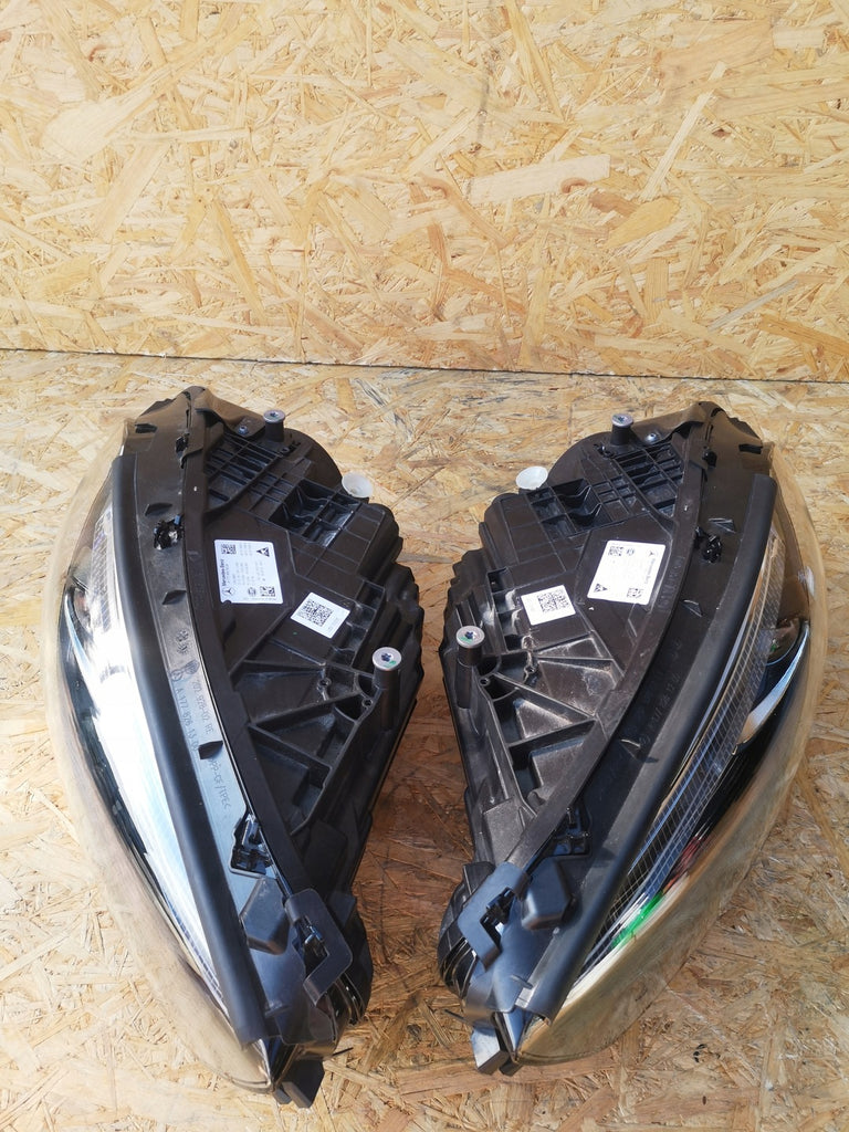 Frontscheinwerfer Mercedes-Benz W177 Ein Stück (Rechts oder Links) Headlight SCH7667751446mh