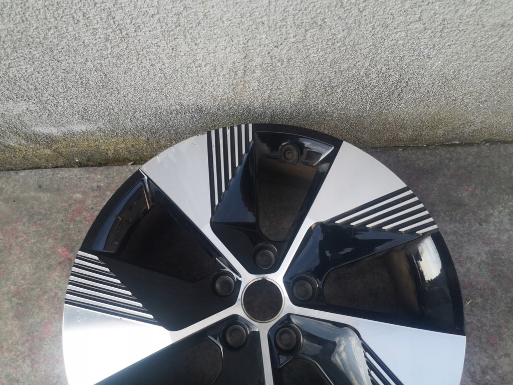 1x Alufelge 18 Zoll 7.0" 5x114.3 34ET 403002015R Renault Megane E-Tech Etech FEL4162119120oh