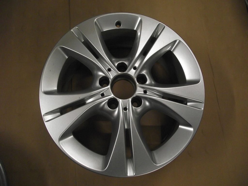 1x Alufelge 17 Zoll 7.0" 5x112 48,5ET A2054014300 Mercedes-Benz A205 Rim Wheel