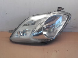 Frontscheinwerfer Toyota Yaris II 81110-0D330 Links Scheinwerfer Headlight