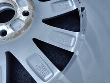 Load image into Gallery viewer, 1x Alufelge 17 Zoll 7.0" 5x112 40ET Glanz Silber 3V0601025C Skoda Superb Iii FEL7365126029qj