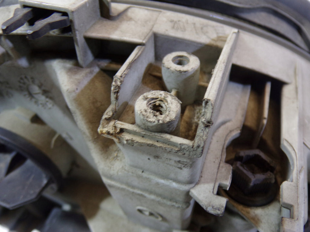 Frontscheinwerfer Mercedes-Benz W203 A2038203761 Xenon Links Headlight SCH9659134308qv