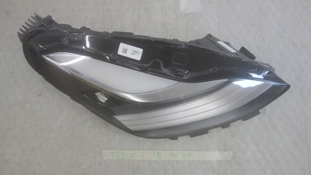 Frontscheinwerfer Tesla 3 1514953-00-D Rechts Scheinwerfer Headlight SCH1932043601tg