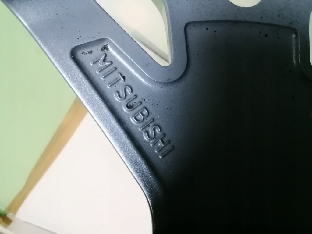 1x Alufelge 18 Zoll 7.0" 5x114.3 38ET Glanz Silber 52214 Mitsubishi I W FEL8229973867kg