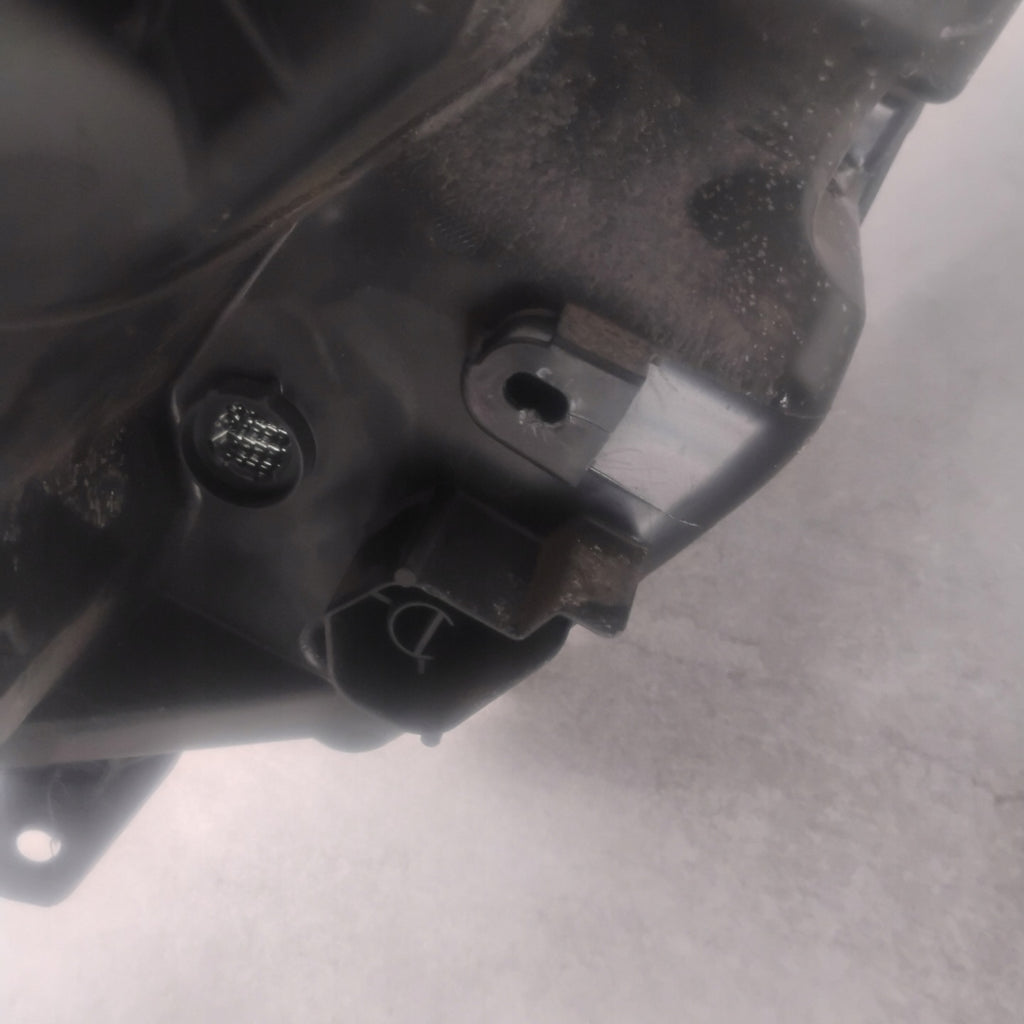 Frontscheinwerfer Toyota Aygo X 29316 Links Scheinwerfer Headlight SCH2987441921km