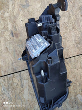 Laden Sie das Bild in den Galerie-Viewer, Frontscheinwerfer Peugeot 2008 II 9850597780 Full LED Rechts oder Links SCH5752599193um