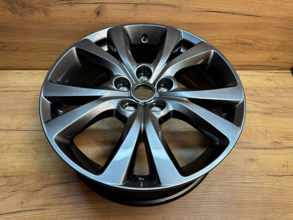 1x Alufelge 18 Zoll 7.0" 5x114.3 45ET Glanz Graphit 9965787080 Mazda Cx30 Cx-30 FEL6016763317nf