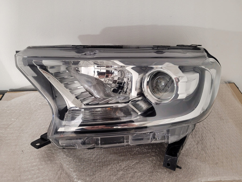 Frontscheinwerfer Ford Ranger Links Scheinwerfer Headlight