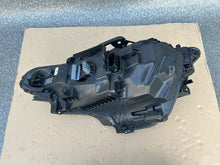 Laden Sie das Bild in den Galerie-Viewer, Frontscheinwerfer Polestar II P32228754 Full LED Rechts Scheinwerfer Headlight