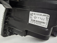 Load image into Gallery viewer, Frontscheinwerfer Man Tge Crafter 7C1941006 Rechts Scheinwerfer Headlight SCH4124745973dv