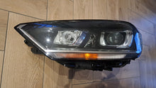 Load image into Gallery viewer, Frontscheinwerfer VW Sportsvan 517941031B Links Scheinwerfer Headlight