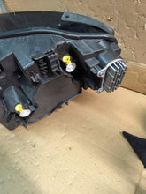 Load image into Gallery viewer, Frontscheinwerfer VW 11B941036K Full LED Rechts Scheinwerfer Headlight SCH4206113117qv