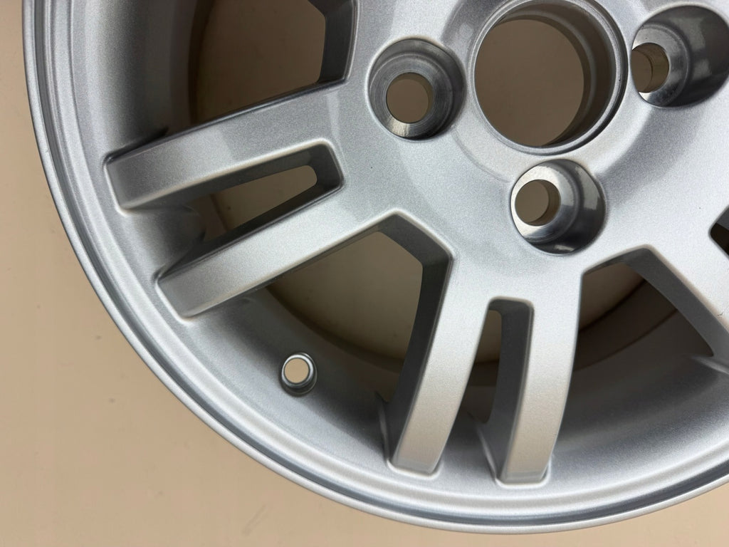 1x Alufelge 15 Zoll 5.5" 4x100 Toyota Yaris Rim Wheel FEL8111041682uk