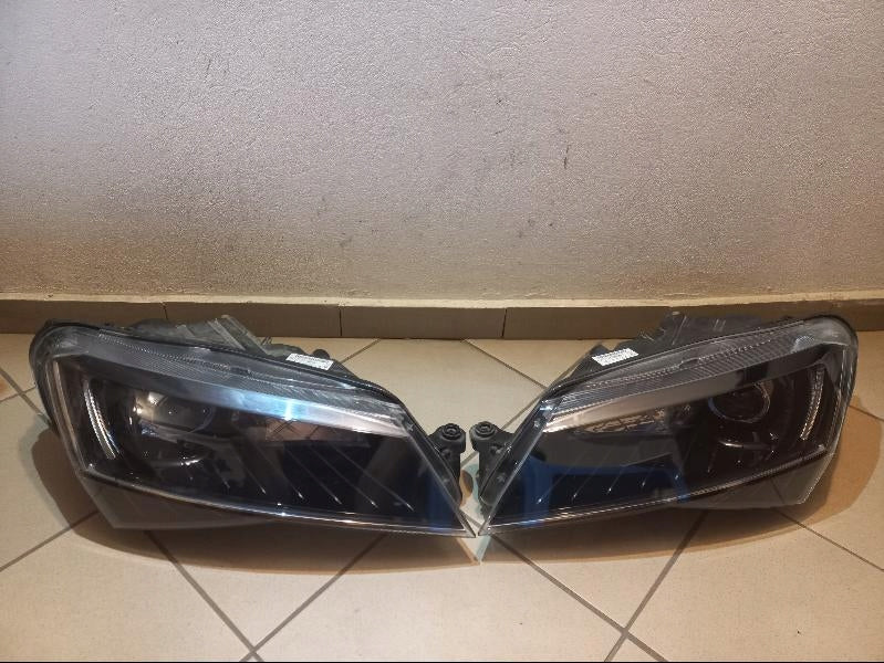 Frontscheinwerfer Skoda Superb III 3V1941015A Links Scheinwerfer Headlight