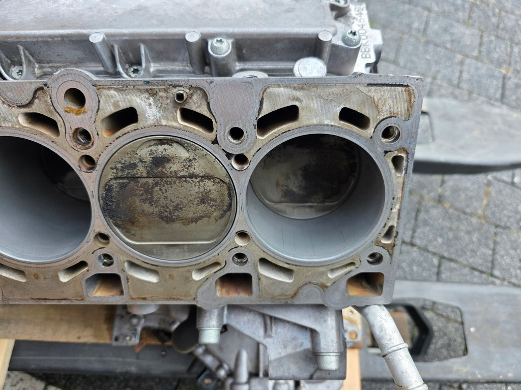 Motorblock Audi BBK 4.2 344PS 253kW 178TKm Benzin Unkomplett