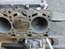 Laden Sie das Bild in den Galerie-Viewer, Motorblock Audi BBK 4.2 344PS 253kW 178TKm Benzin Unkomplett