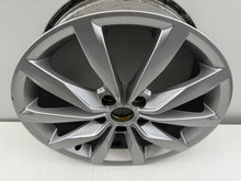 Laden Sie das Bild in den Galerie-Viewer, 1x Alufelge 17 Zoll 6.0" 5x112 48ET 5G0601025K VW Rim Wheel FEL4630025321wj