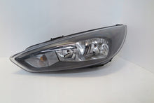 Laden Sie das Bild in den Galerie-Viewer, Frontscheinwerfer Ford Focus Links Scheinwerfer Headlight