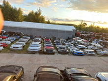 Load image into Gallery viewer, Motor Toyota Prius 1NZ 1.5 115TKm Hybrid Engine Unkomplett