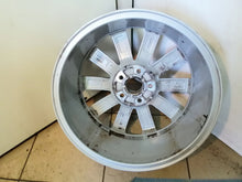 Laden Sie das Bild in den Galerie-Viewer, 1x Alufelge 17 Zoll 6.5" 5x112 48 5ET 5TA601025J VW Touran Rim Wheel FEL2294235445cg