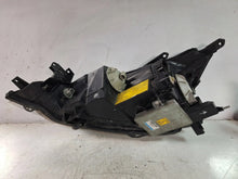 Laden Sie das Bild in den Galerie-Viewer, Frontscheinwerfer Mitsubishi Grandis VAY2708 Xenon Rechts Scheinwerfer Headlight