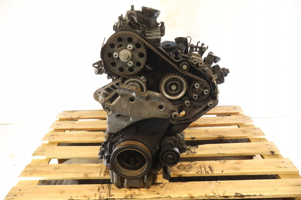 Motor VW Passat B7 CFF 2.0 TDI 140PS 2011 Diesel Engine Unkomplett