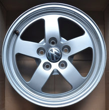 Load image into Gallery viewer, 4x Alufelge 16 Zoll 7.0&quot; 5x112 35ET Glanz Silber 8W0601025 Audi Rim Wheel