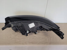 Laden Sie das Bild in den Galerie-Viewer, Frontscheinwerfer Renault Megane I E-Tech 260109843R Rechts Headlight SCH4068219122ox
