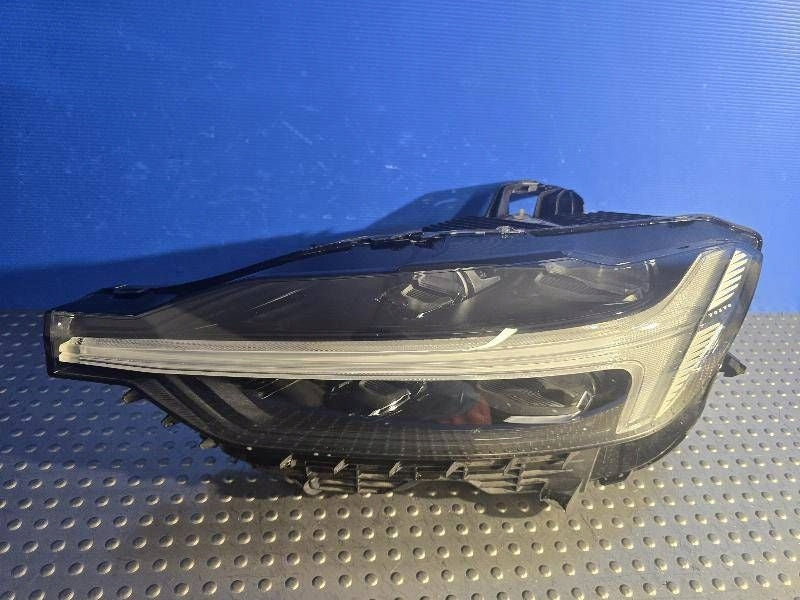 Frontscheinwerfer Volvo Xc60 II 32338976 Full LED Ein Stück (Rechts oder Links) SCH5510210911ui