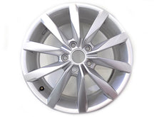 Laden Sie das Bild in den Galerie-Viewer, 1x Alufelge 17 Zoll 6.0" 5x112 48ET Glanz Silber 5G0601025K VW Golf Vii FEL4729699743sp