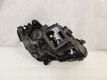 Laden Sie das Bild in den Galerie-Viewer, Frontscheinwerfer Mercedes-Benz W205 A2059061506KZ LED Links Headlight SCH4526353936vq