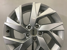 Load image into Gallery viewer, 1x Alufelge 18 Zoll 7.0&quot; 5x112 43ET 5NA601025AD VW Rim Wheel