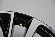 Load image into Gallery viewer, 1x Alufelge 19 Zoll 7.0" 5x114.3 35ET Glanz Graphit Toyota Rim Wheel FEL7646676929kk