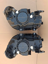 Laden Sie das Bild in den Galerie-Viewer, Frontscheinwerfer BMW X2 F39 7420434 7420433 Ein Satz Scheinwerfer Headlight SCH9752430937pv