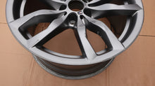Load image into Gallery viewer, 1x Alufelge 20 Zoll 11.0" 5x120 37ET 7845862 BMW 1 Rim Wheel FEL1140727874zq
