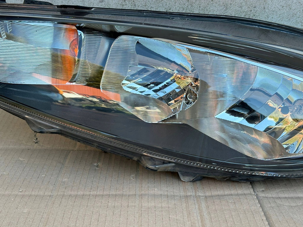 Frontscheinwerfer Ford Fiesta I C1BB-13W030-AG Links Scheinwerfer Headlight SCH5410745470gn