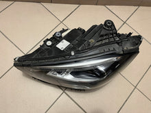 Laden Sie das Bild in den Galerie-Viewer, Frontscheinwerfer Mercedes-Benz W206 2609067903 Links Scheinwerfer Headlight SCH5521127916ty