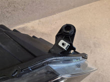 Load image into Gallery viewer, Frontscheinwerfer Seat Ateca 576941008D Full LED Rechts Scheinwerfer Headlight