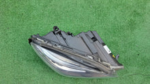 Load image into Gallery viewer, Frontscheinwerfer Mercedes-Benz W166 A1668205559 Xenon Rechts Headlight