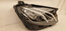 Laden Sie das Bild in den Galerie-Viewer, Frontscheinwerfer Mercedes-Benz A2139064004 LED Rechts Scheinwerfer Headlight