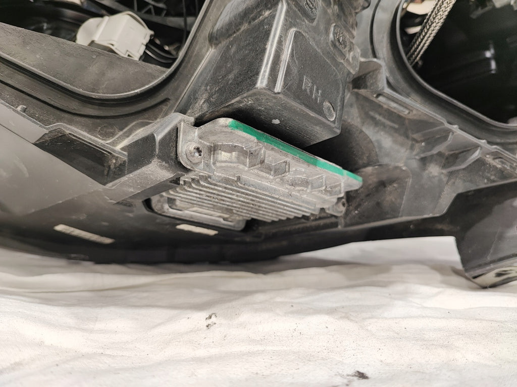 Frontscheinwerfer Citroën Spacetourer 9808233980-00 Xenon Rechts Headlight