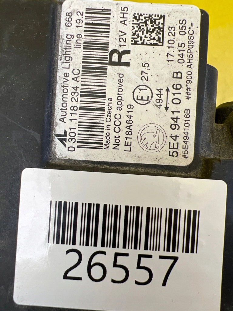 Frontscheinwerfer Skoda Octavia IV 5E4941016B Full LED Rechts Headlight SCH5167410535pa