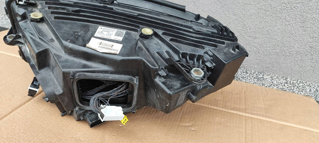 Frontscheinwerfer Mercedes-Benz Glc C253 X253 A2539065003 0000448755 Rechts SCH3842148764jz