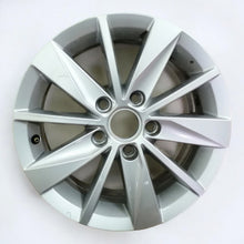 Load image into Gallery viewer, 1x Alufelge 15 Zoll 6.0&quot; 5x112 43ET 5GO601025AA VW Golf Rim Wheel