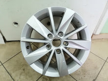 Load image into Gallery viewer, 1x Alufelge 15 Zoll 6.0&quot; 5x112 43ET 5GO601025AA VW Golf Rim Wheel